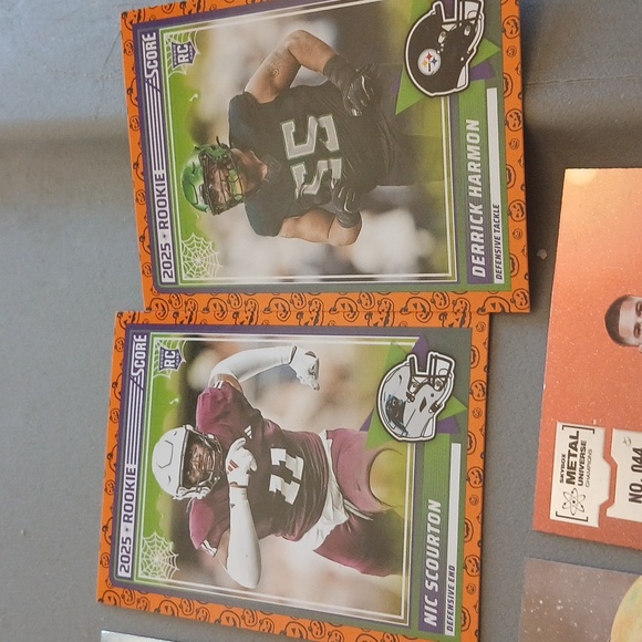 Assorted Sports Trading Cards Collection - Picture 6 of 12